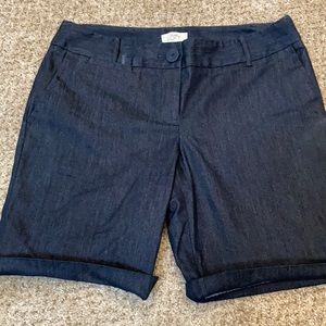 Dressy LOFT denim Bermuda short